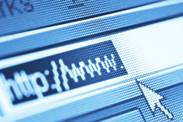 ما الفرق بين الاستضافة واسم النطاق (الدومين)؟