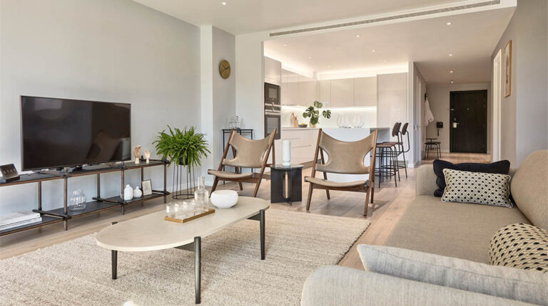 كيف يساعدك برنامج إدارة الفنادق والشقق المفروشة في تنظيم الحجوزات والفواتير؟ _ فكرة للبرمجيات